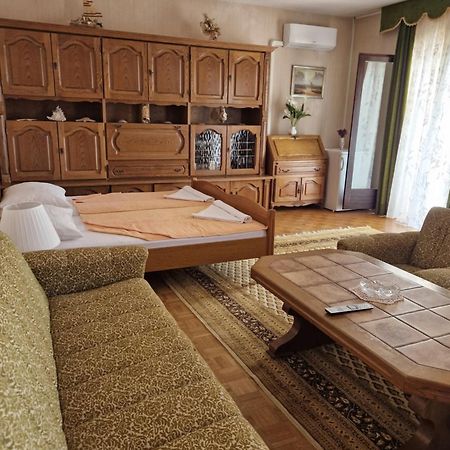 Guesthouse Galimar ซริกเวนิซา ห้อง รูปภาพ